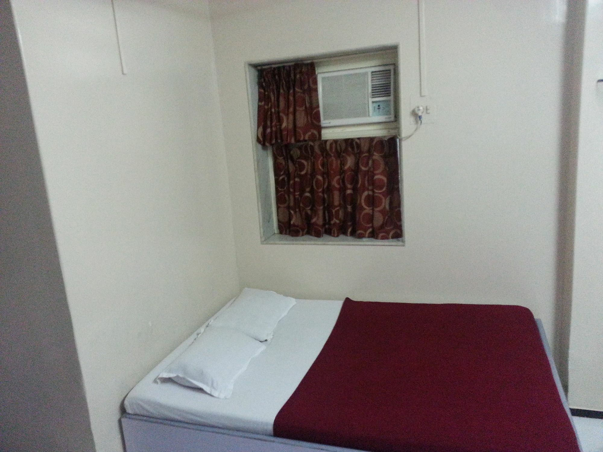 New Metro Guest House Mumbai Dış mekan fotoğraf