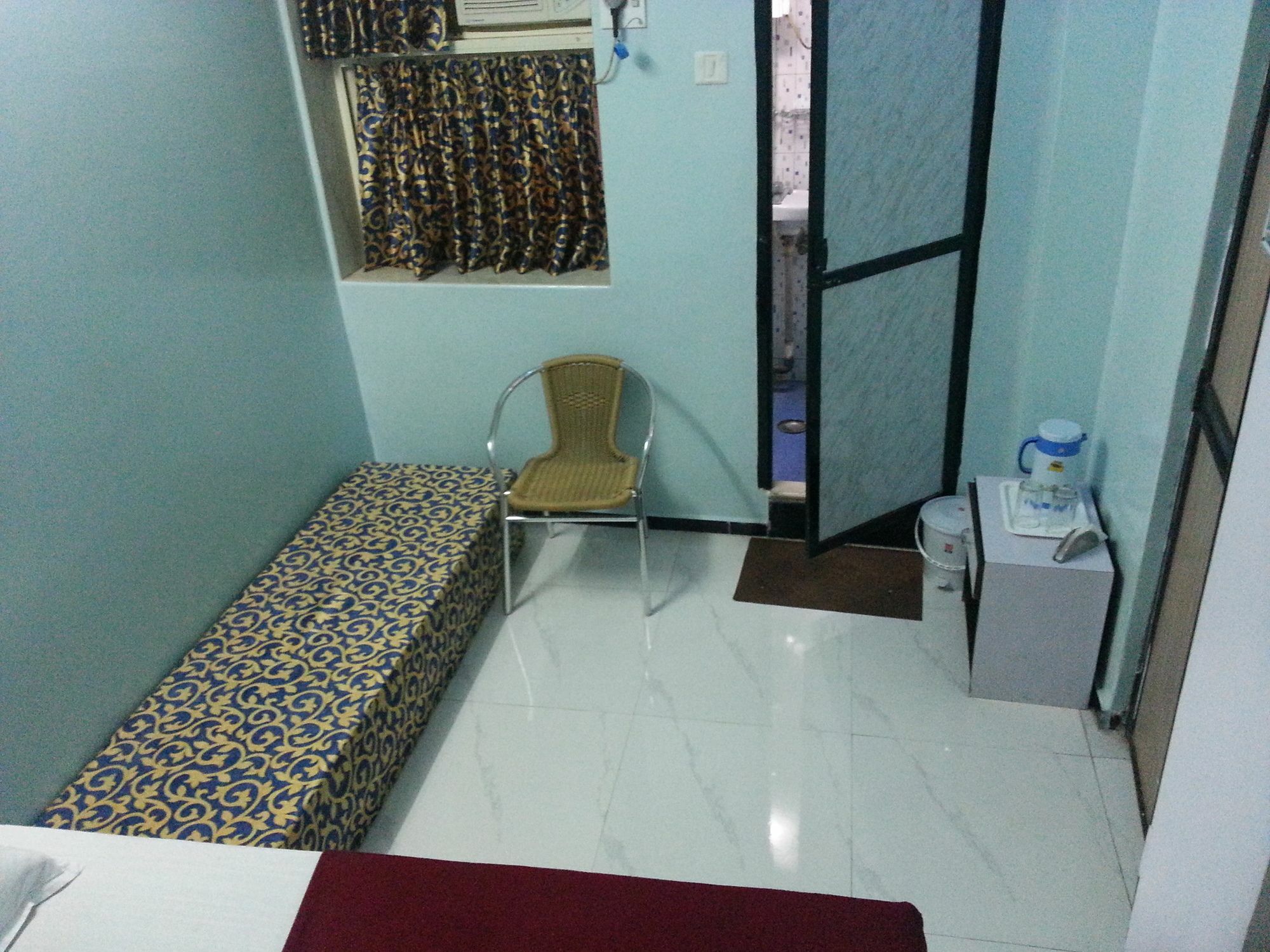New Metro Guest House Mumbai Dış mekan fotoğraf